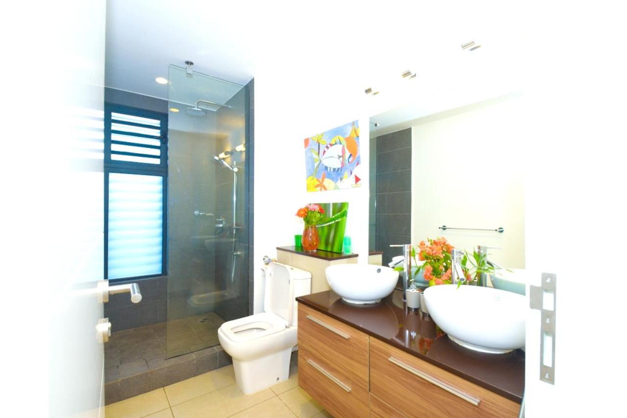 Apartment With 3 Bedrooms In Roches Noires, With Wonderful Sea View, Shared Pool, Terrace Rivière du Rempart Exterior foto